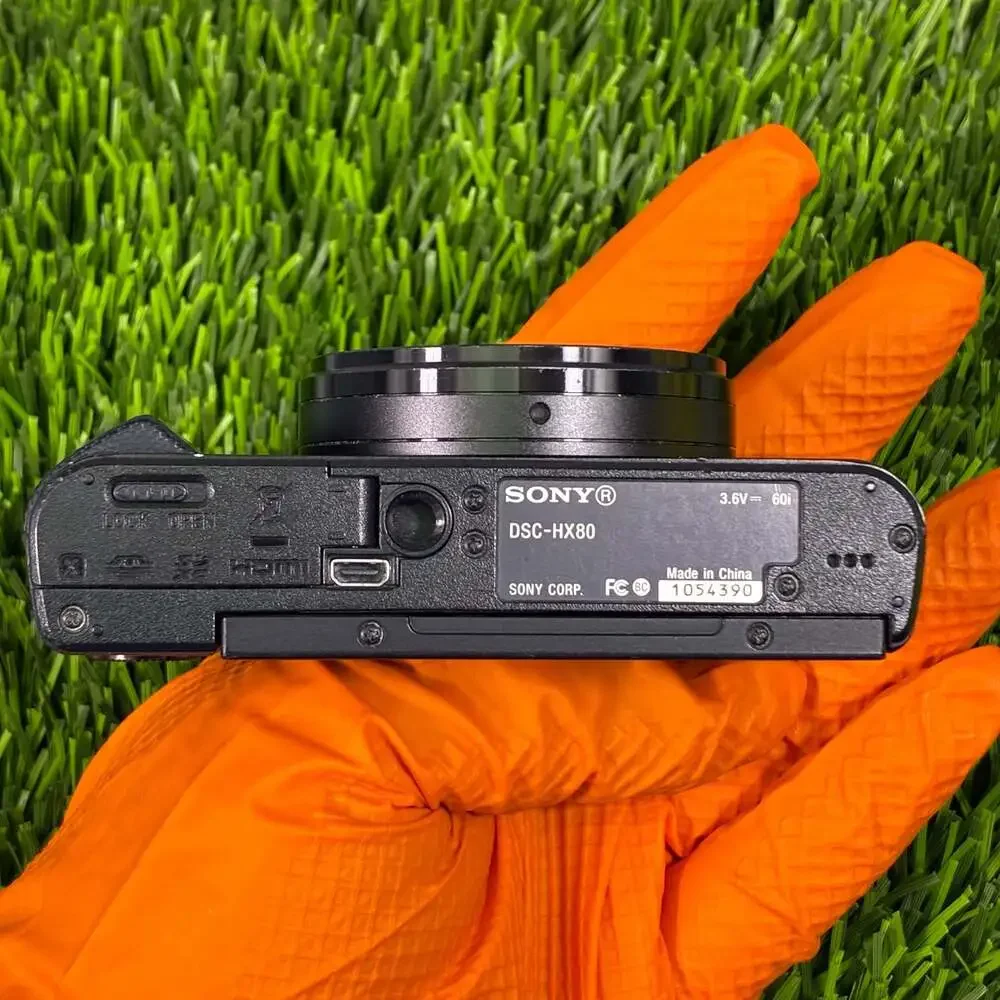 Sony Cyber-shot DSC-HX80 18.2MP Digital Camera FOR PARTS/REPAIR ONLY. No power